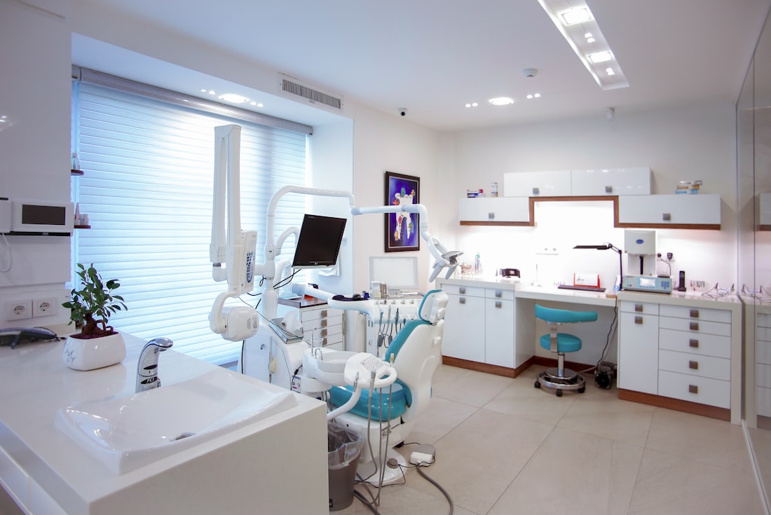 Consultório odontológico equipado